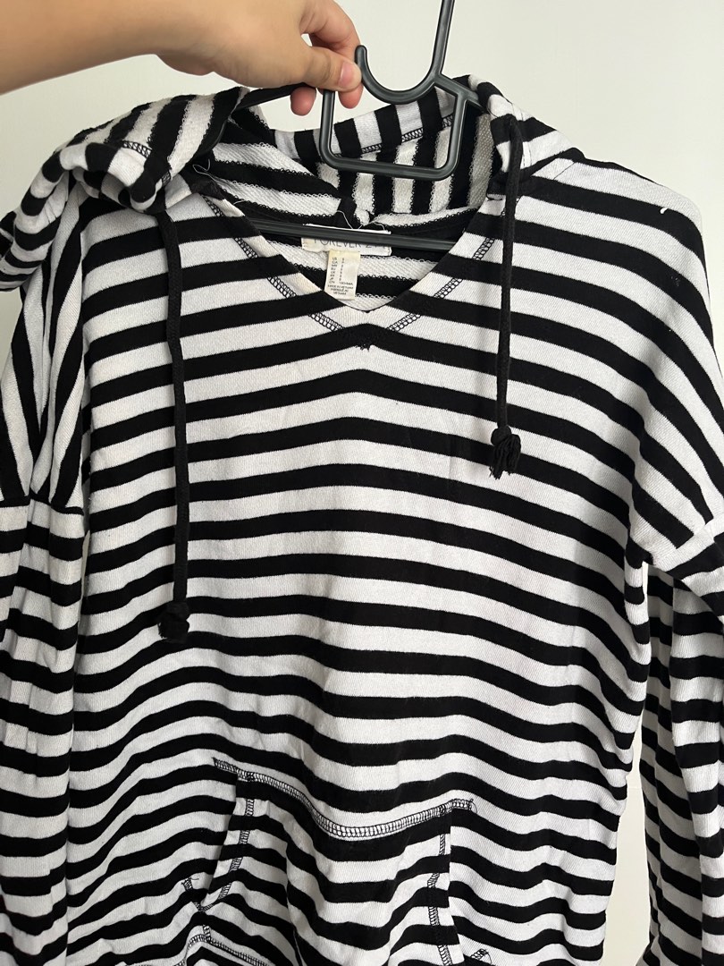 Forever 21 Striped Hoodie, Women's Fashion, Coats, Jackets and Outerwear on  Carousell