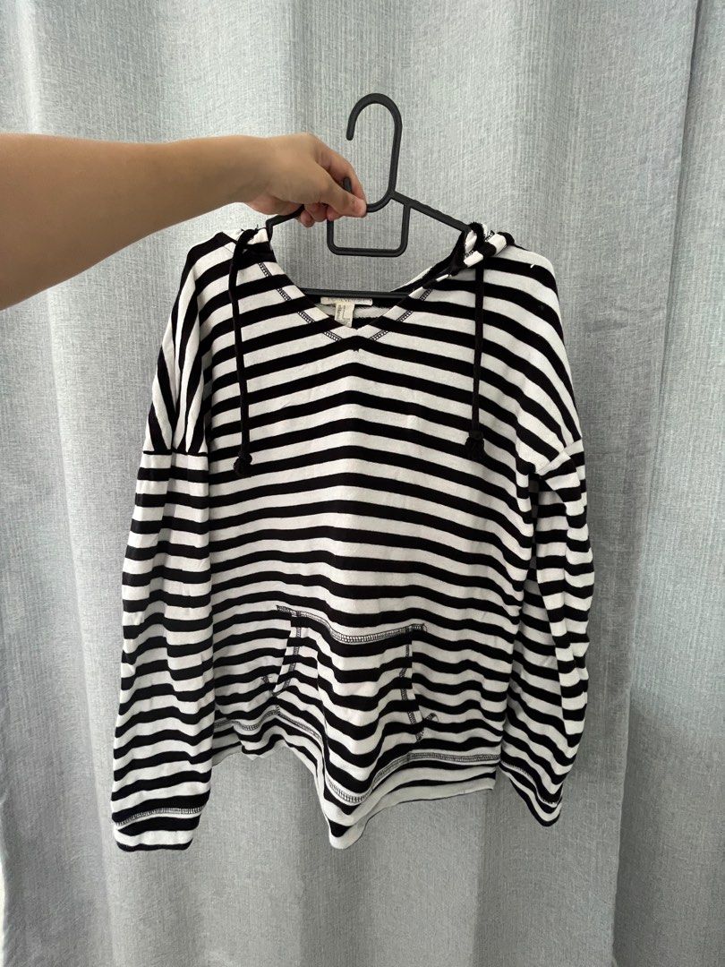 Forever 21 Striped Hoodie, Women's Fashion, Coats, Jackets and Outerwear on  Carousell