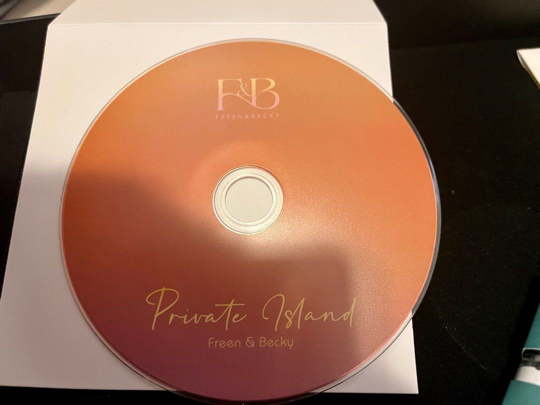 FreenBecky《Private Island》珍爱·典藏版 写真集 - CD