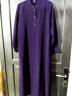 Gamis ungu