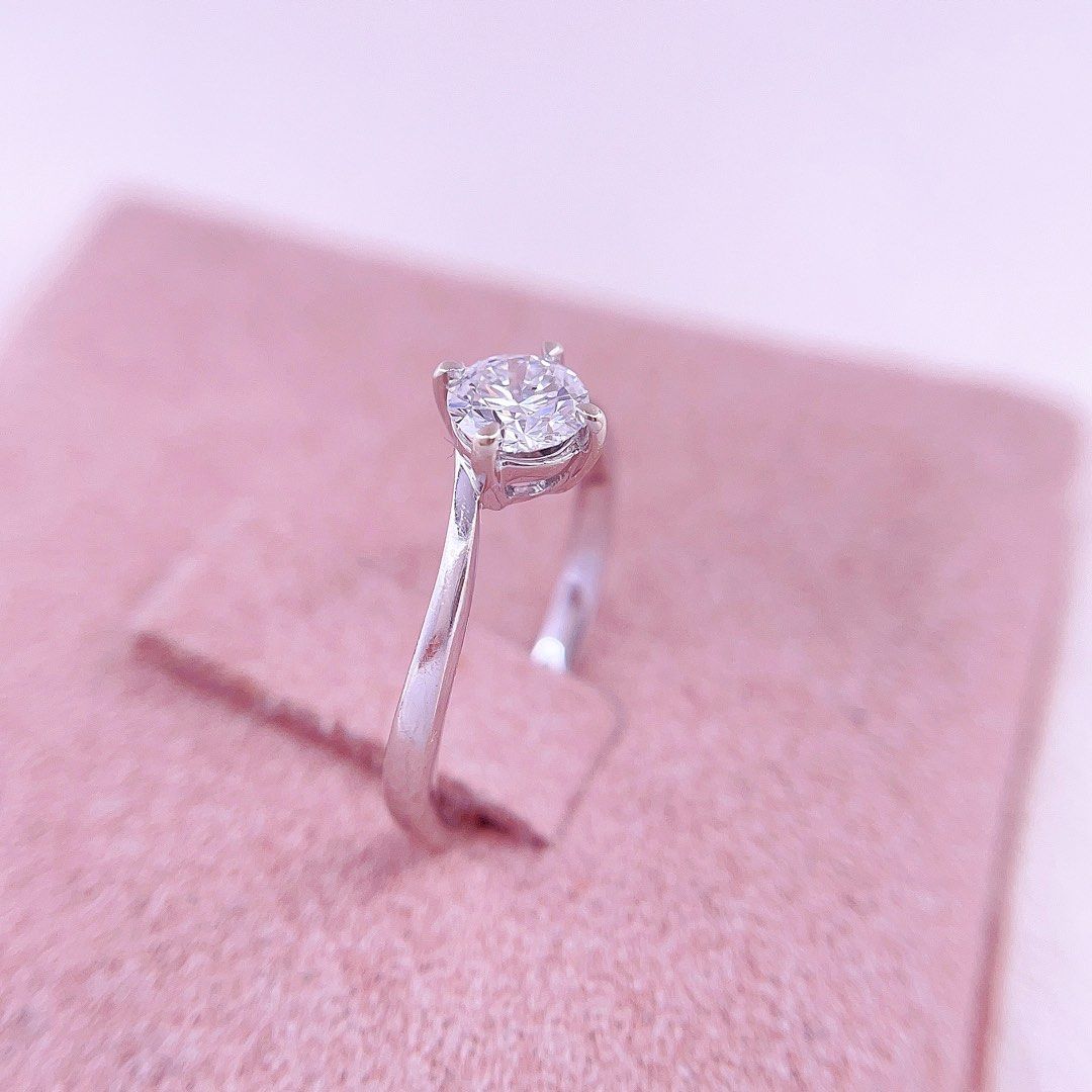 GIA D SI2 3EX 18K white gold diamond 0.41ct ring #9.5 1.75g 41份鑽石戒指9號半圈,  女裝, 飾物及配件, 戒指- Carousell