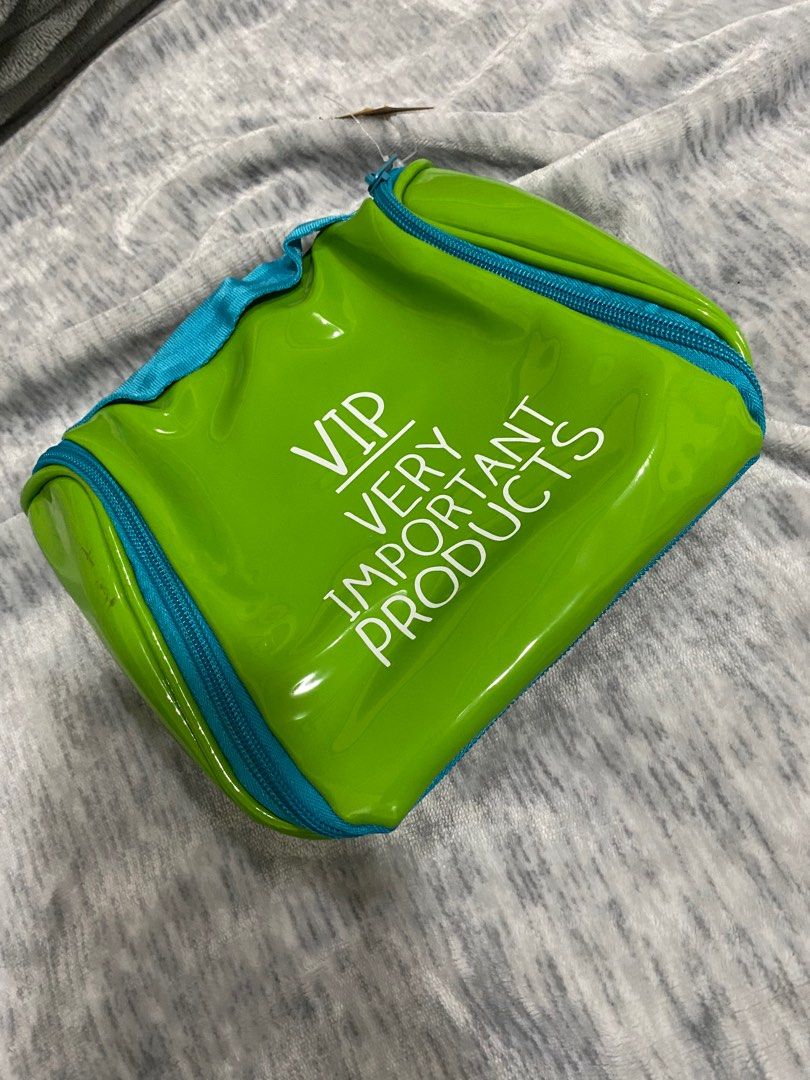 Hugo Boss BRAND NEW (w/ Freebie) on Carousell