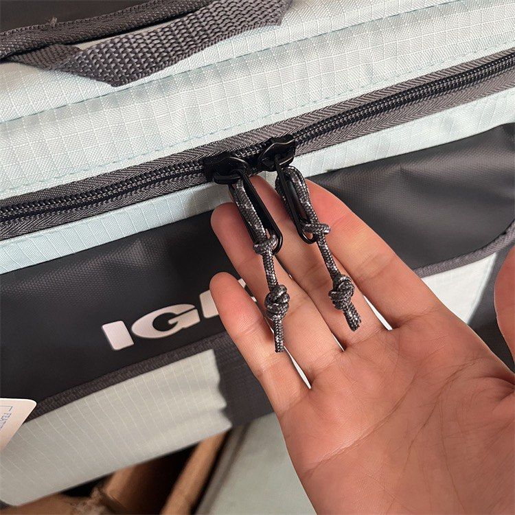 IGLOO Cooler Bag 36Cans Long Last 12days Boat Console Boating Camping
