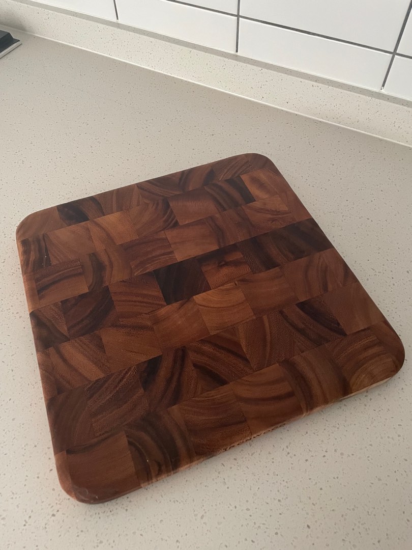 Ironwood Gourmet Acacia Wood Oslo End Grain Square Utility Cutting