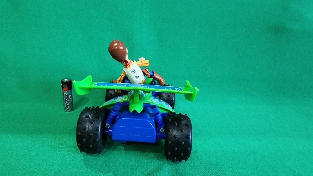Jada Toys Toy Story RC Buggy with Woody, Hobbies & Toys, Toys & Games
