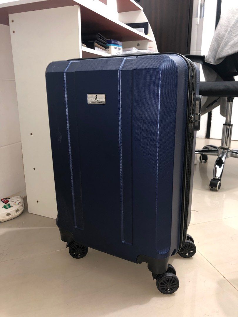 Johnnie Walker Luggage Bag (Maleta), Hobbies & Toys, Travel, Luggage on