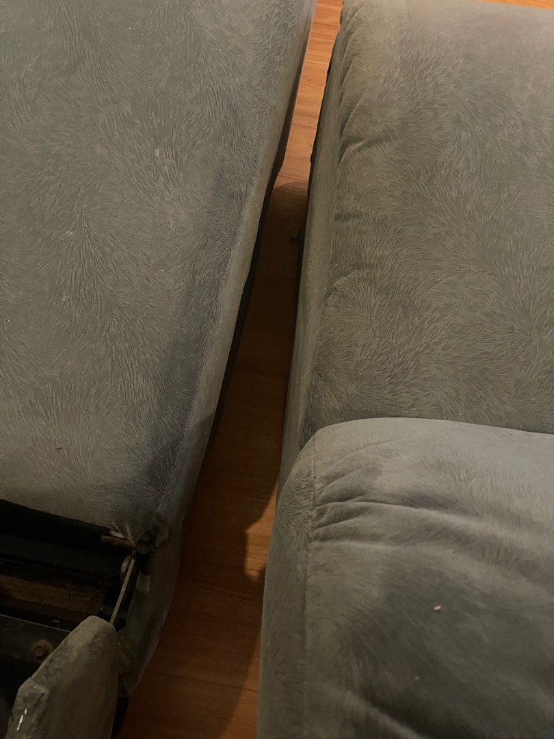 Jual murah Sofa 3 seat L bekas cheers informa sudah ganti kulit tapi