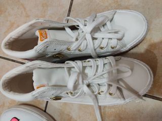 (Category: ) located in . Submitted by lin.ey (Listing ID 1232762745, Image 1). Description: .