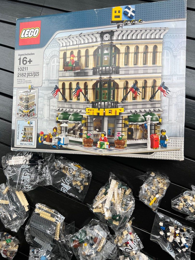 Lego 10211 original price outlet