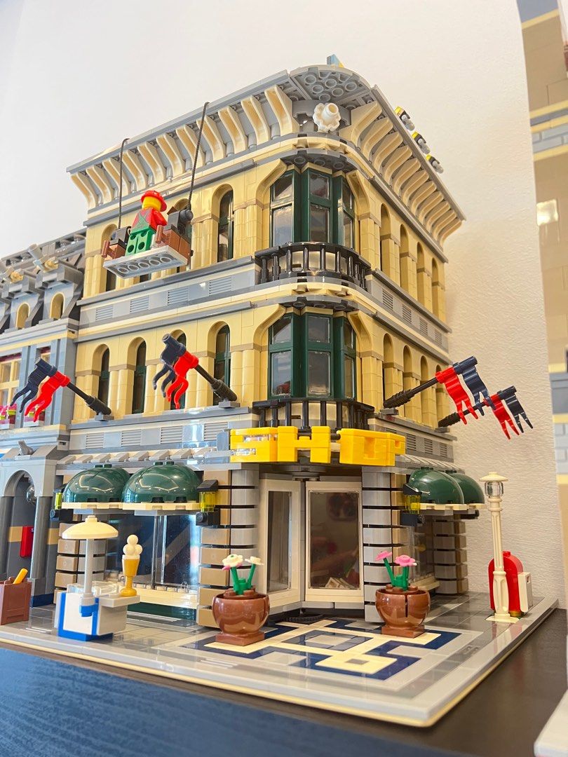Lego 10211 original best sale price