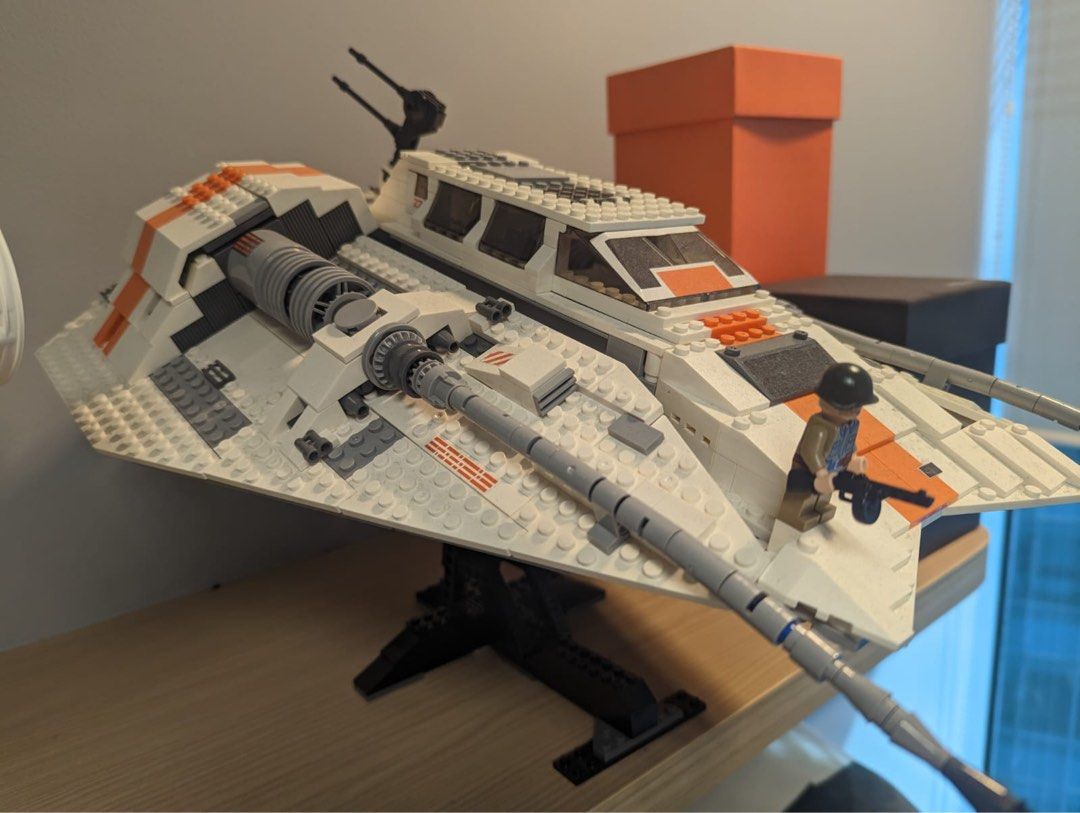 Lepin 05084 Star Wars UCS Snowspeeder built