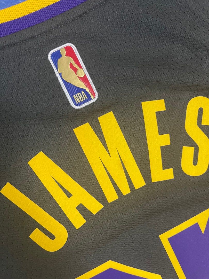 Authentic BNWT LeBron James Los Angeles Lakers NBA Nike Earned Edition  Swingman Jersey