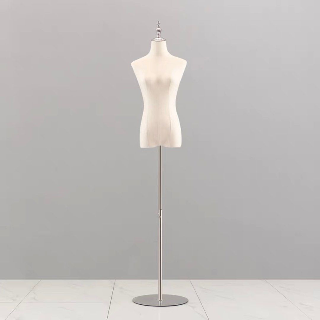 Home  Mannequin Rent