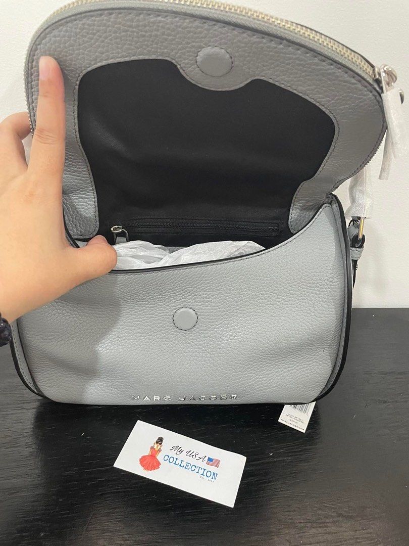 Marc Jacobs The Groove Leather Mini Messenger Bag in Rock Grey Women s Fashion Bags Wallets Cross body Bags on Carousell