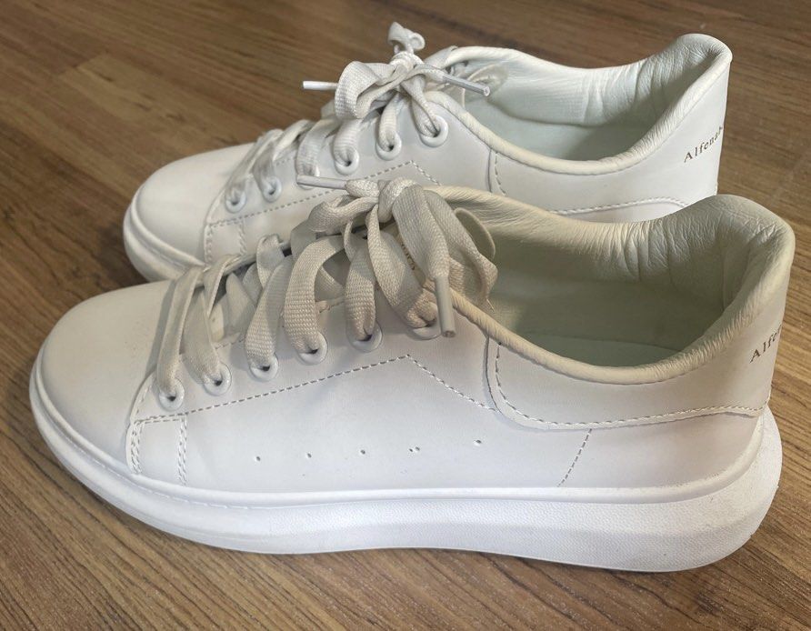 White casual shoes under 5 2025
