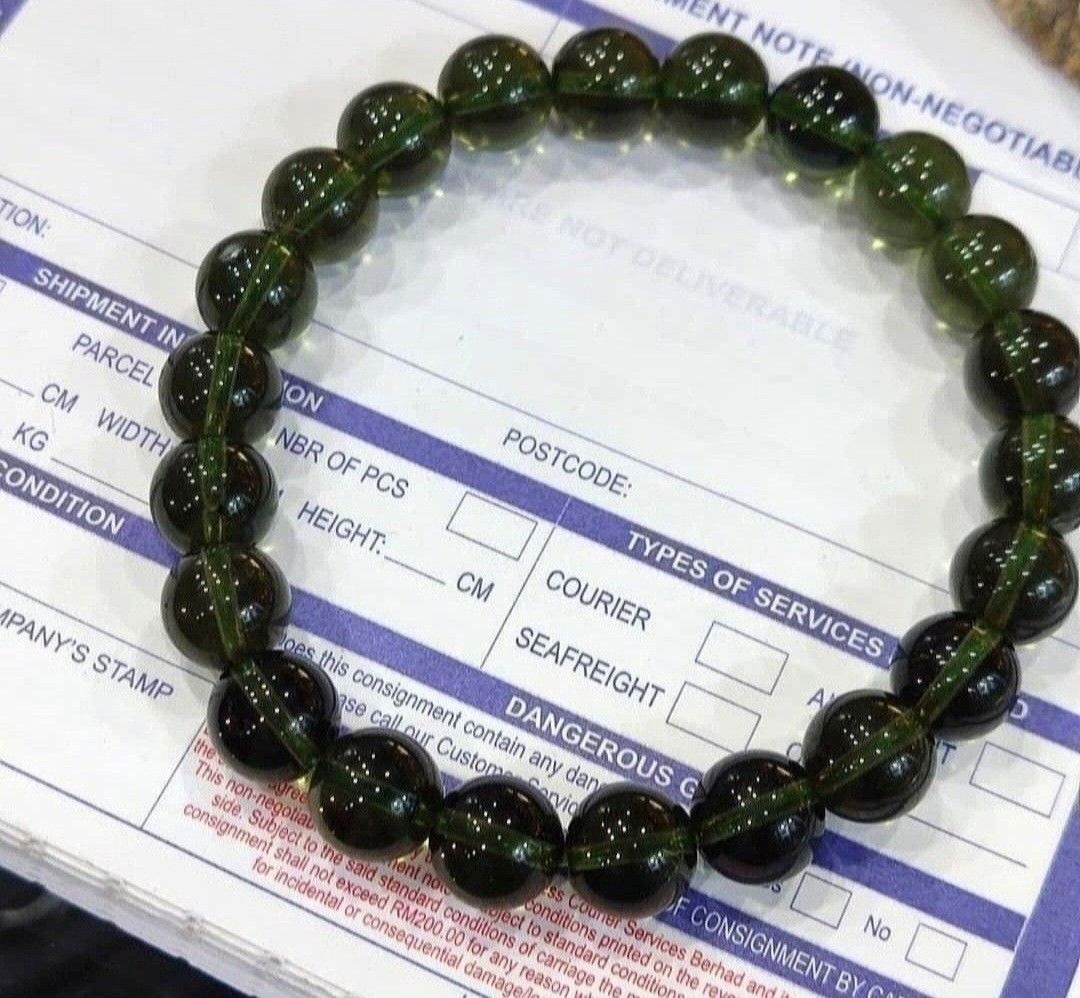 TOP Natural Crystal Green Gem Pendant Moldavite Meteorite Stone Necklace  Gift UK  eBay