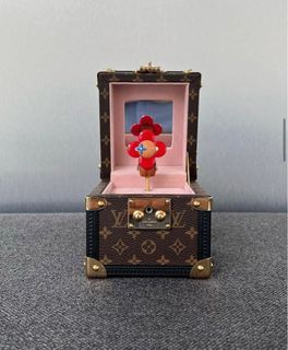 Louis Vuitton, Jewelry, Bnwt Vivienne Bracelet