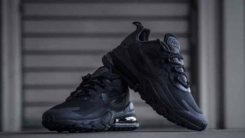 Nike react top 270 triple black