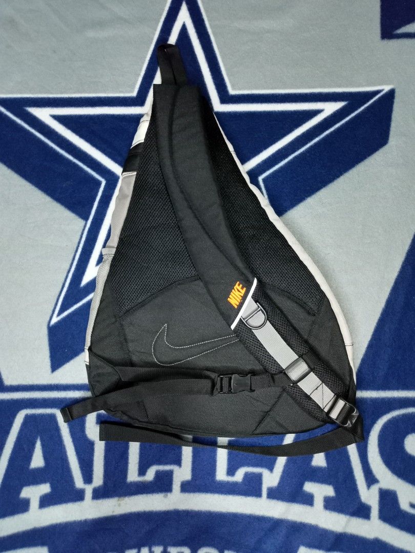 nike crossbody bag, Men's Fashion, Bags, Backpacks on Carousell
