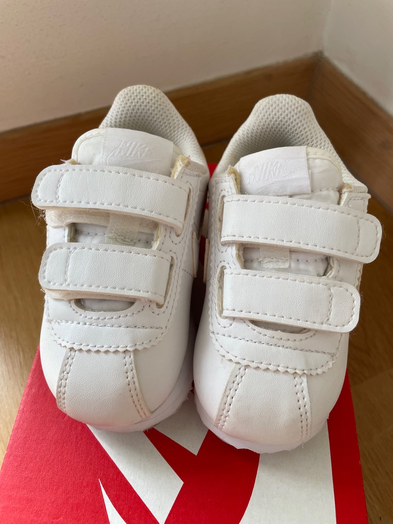 Newborn baby discount shoes nike