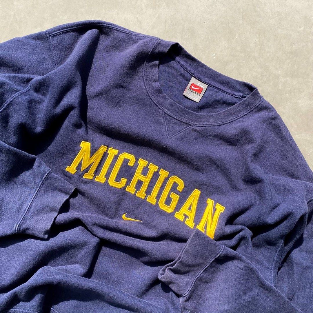 Nike michigan sweatshirt best sale