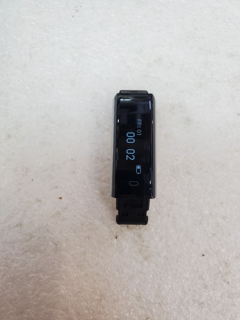 ONIOU Fitness Tracker IP67 Waterproof Activity Tracker Sports
