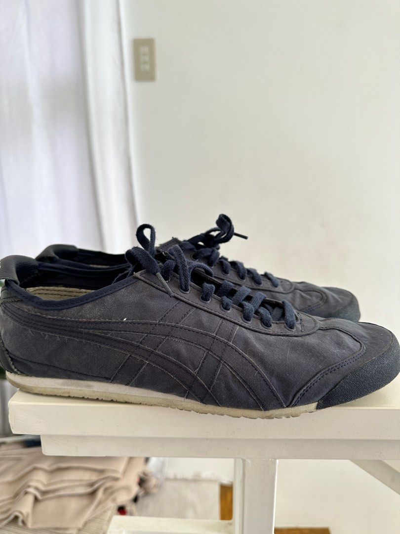 Onitsuka Mexico 66 in Navy Blue (Category: Sneakers) located in Mandaluyong City. Submitted by lilluxlab (Listing ID 1232688244, Image 2). Description: No Smell No Issues.