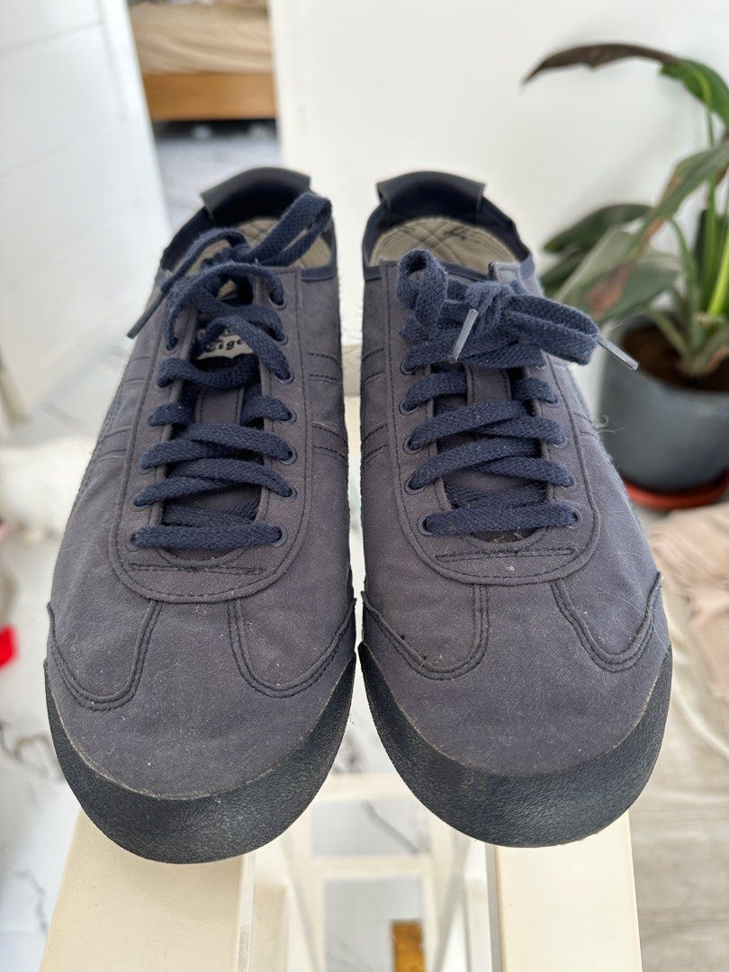 Onitsuka Mexico 66 in Navy Blue (Category: Sneakers) located in Mandaluyong City. Submitted by lilluxlab (Listing ID 1232688244, Image 3). Description: No Smell No Issues.