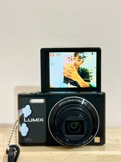 Panasonic Lumix DMC-SZ10 Flip-Screen Digital Camera