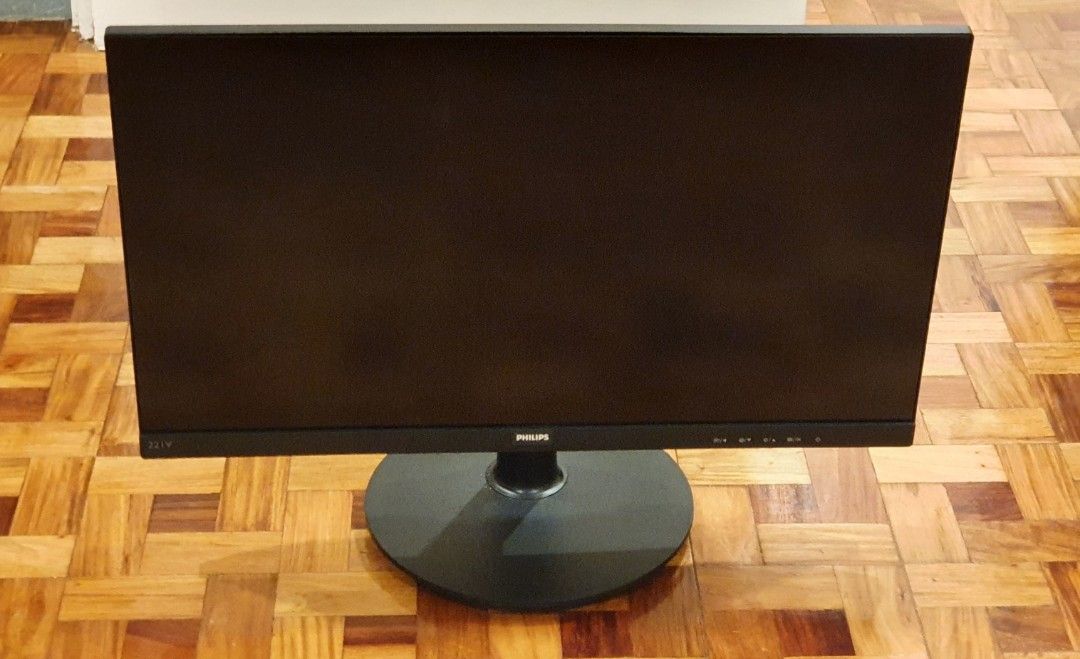 Philips Monitor (Category: Monitor Screens) located in Quezon City. Submitted by sylviasofia (Listing ID 1232714226, Image 1). Description: Philips Monitor Ginamit lang for online class during pandemic. Condition: 9-10 P5,000.