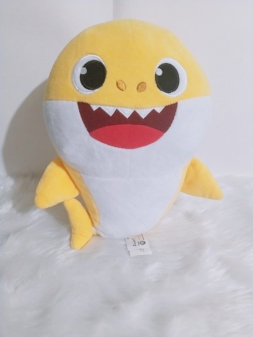 Pinkfong baby hot sale shark sound plush