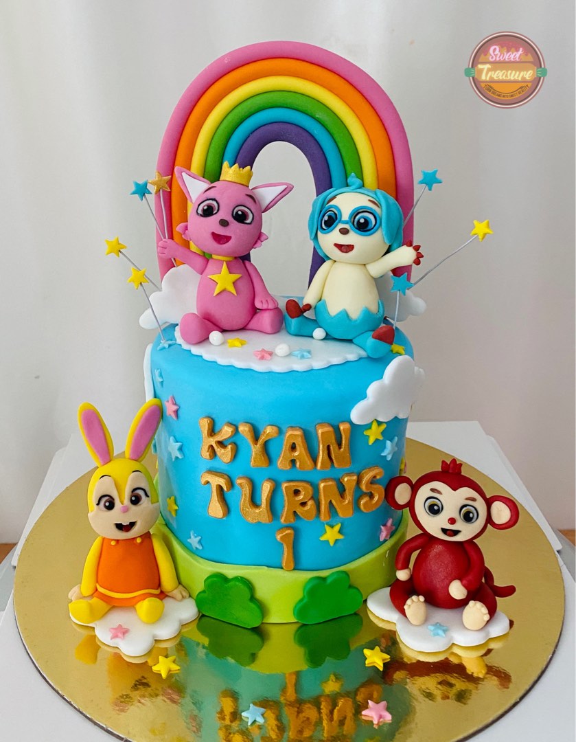 Pinkfong, Hogi and friends fondant cake, Food & Drinks, Homemade Bakes