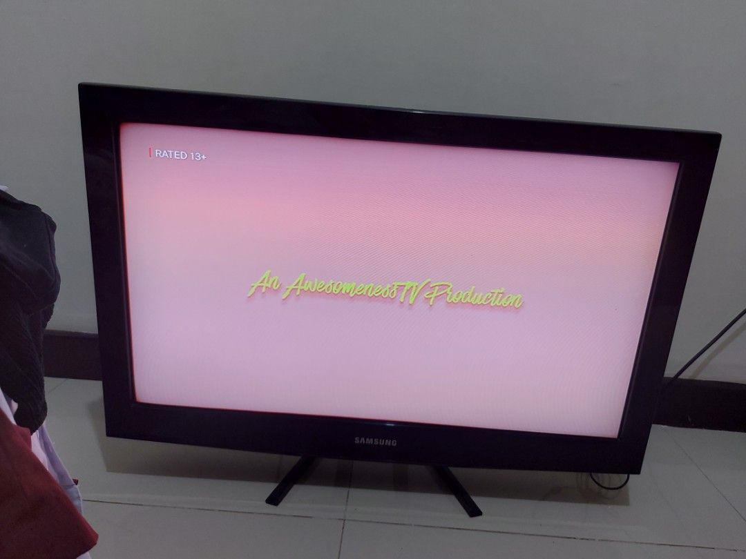 Samsung LCD TV, TV & Home Appliances, TV & Entertainment, TV on Carousell