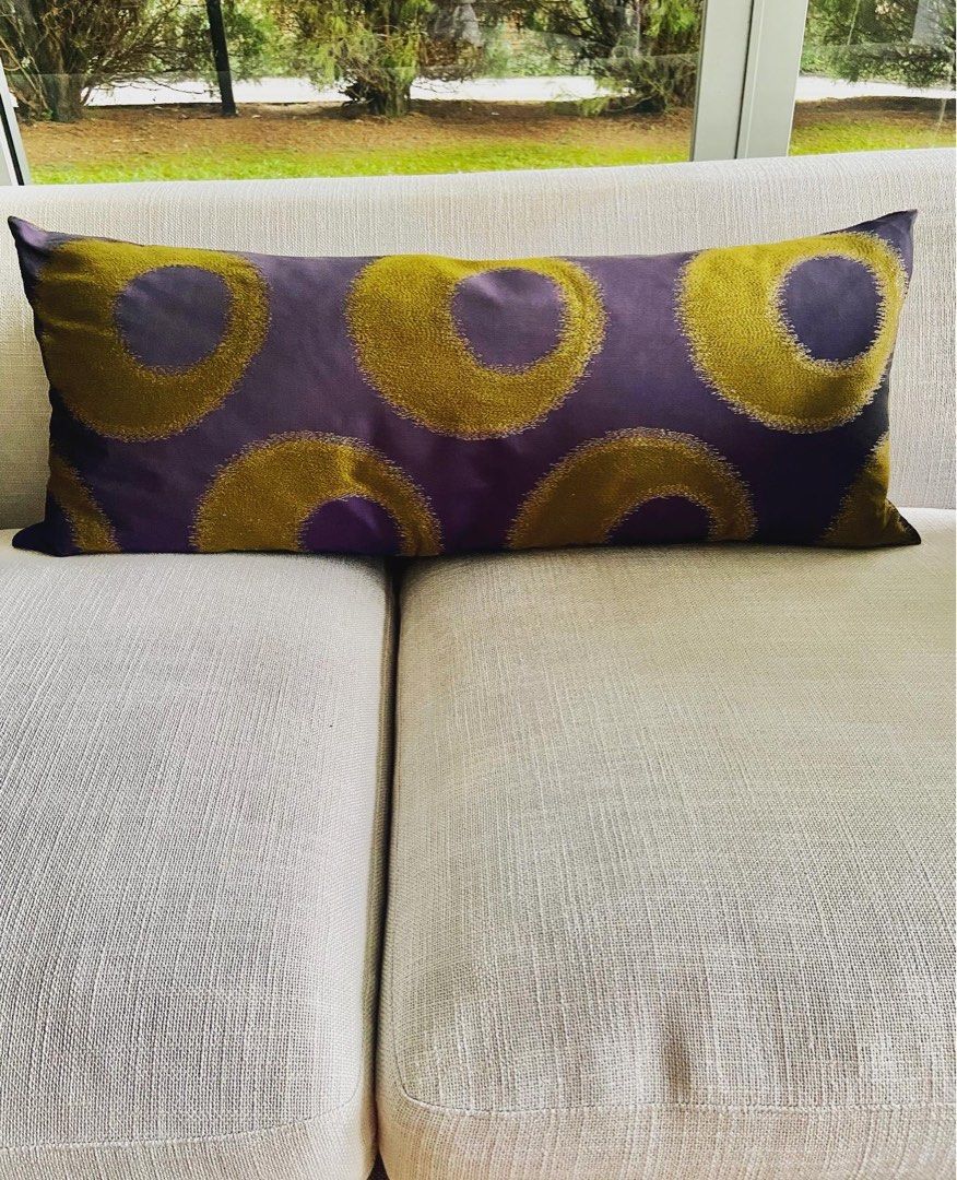 Silk custom made cushions x5, Furniture & Home Living, Home Decor