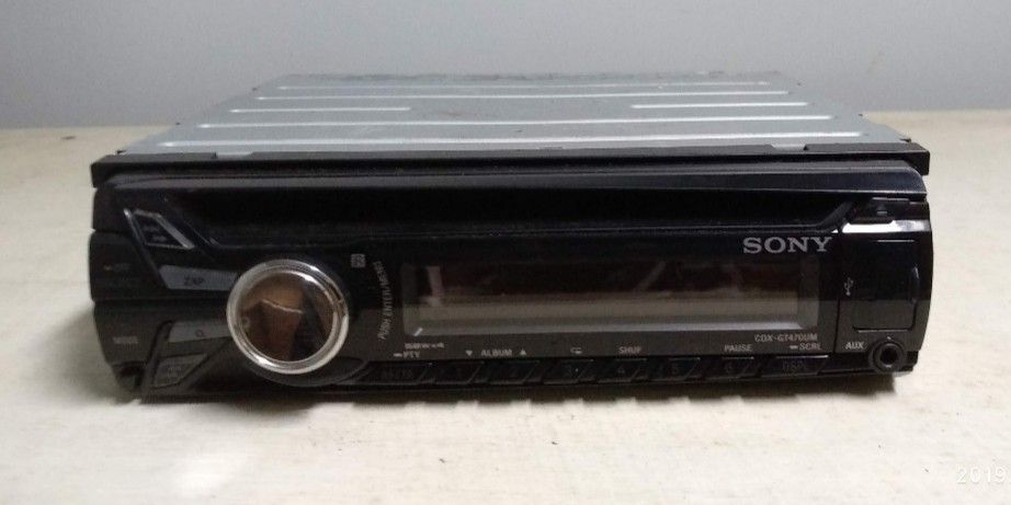 Sony CDX-GT470UM, 汽車配件, 電子配件 - Carousell