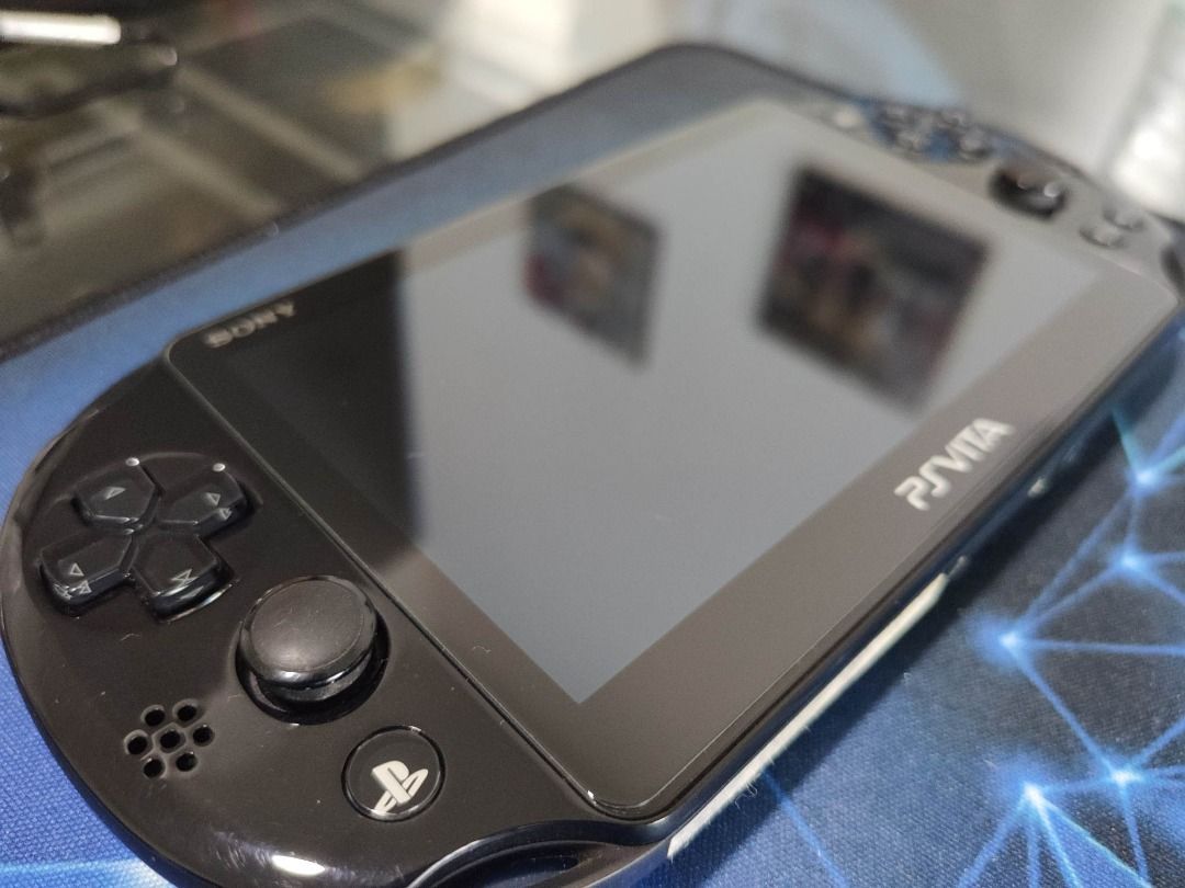 Sony PlayStation Vita Slim / PS Vita 2000 Black 128GB Henkaku