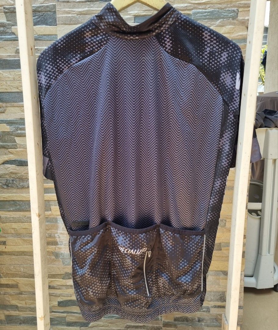 Specialized Jersey (Category: Activewear) located in Paranaque City. Submitted by paolo_raphael (Listing ID 1232741922, Image 3). Description: For Sale! Cycling Jerzey P 2,799 Specialized Jersey SL PRO Size Medium P 1,499 Morvelo Jersey Size Large As set 4,000 Location: Paranaque RFS: Downsizing.