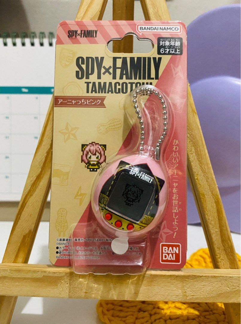 Wallpaper : Yor Forger, Anya Forger, Loid Forger, Spy X Family, Red Clothing, Sm