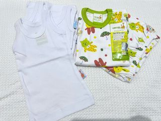 Stelan baju harian bayi