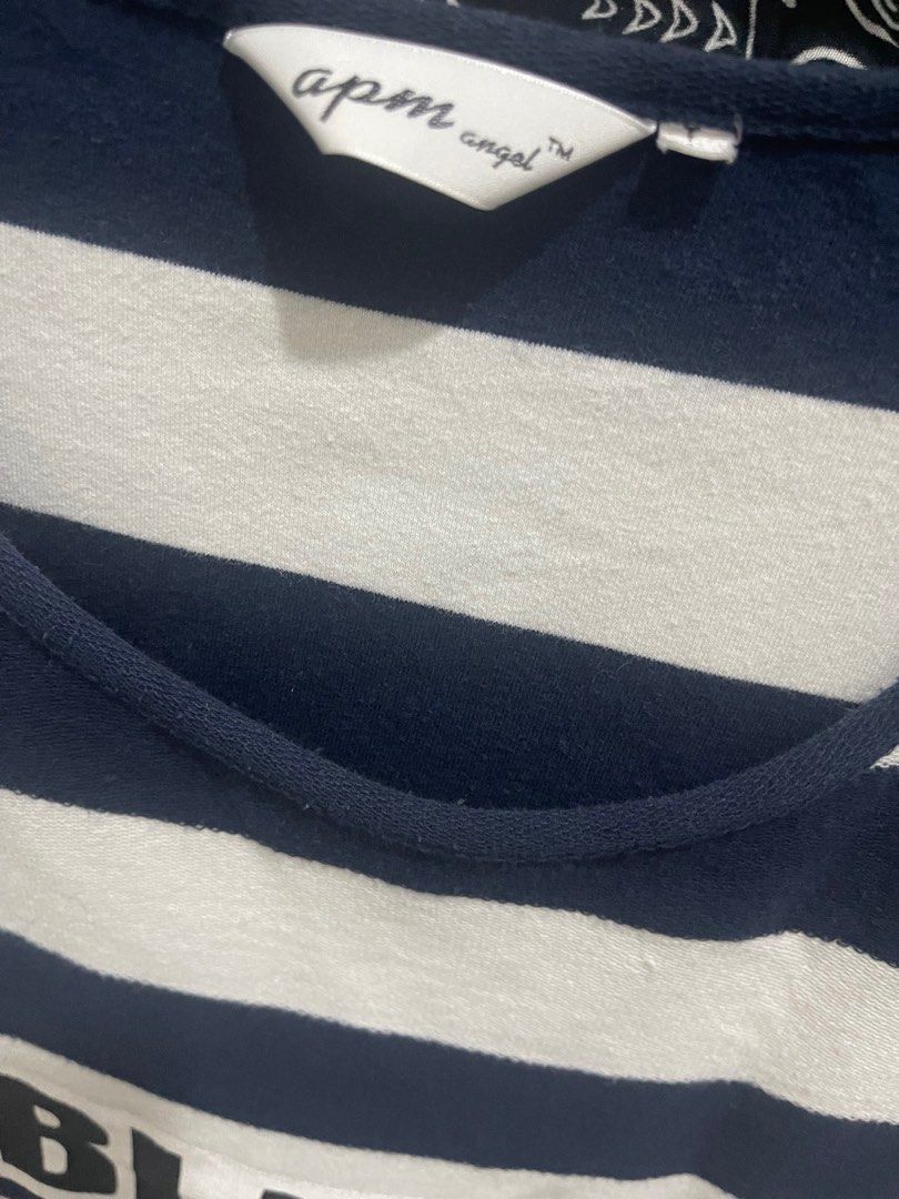 Striped dress (navy blue - white) (Category: Dresses) located in Taguig. Submitted by laineeyyyy (Listing ID 1232772570, Image 3). Description: Naby blue and white stripe dress Medium to Large Personal favorite. Super comfy! RFS: Major decluttering 😁.