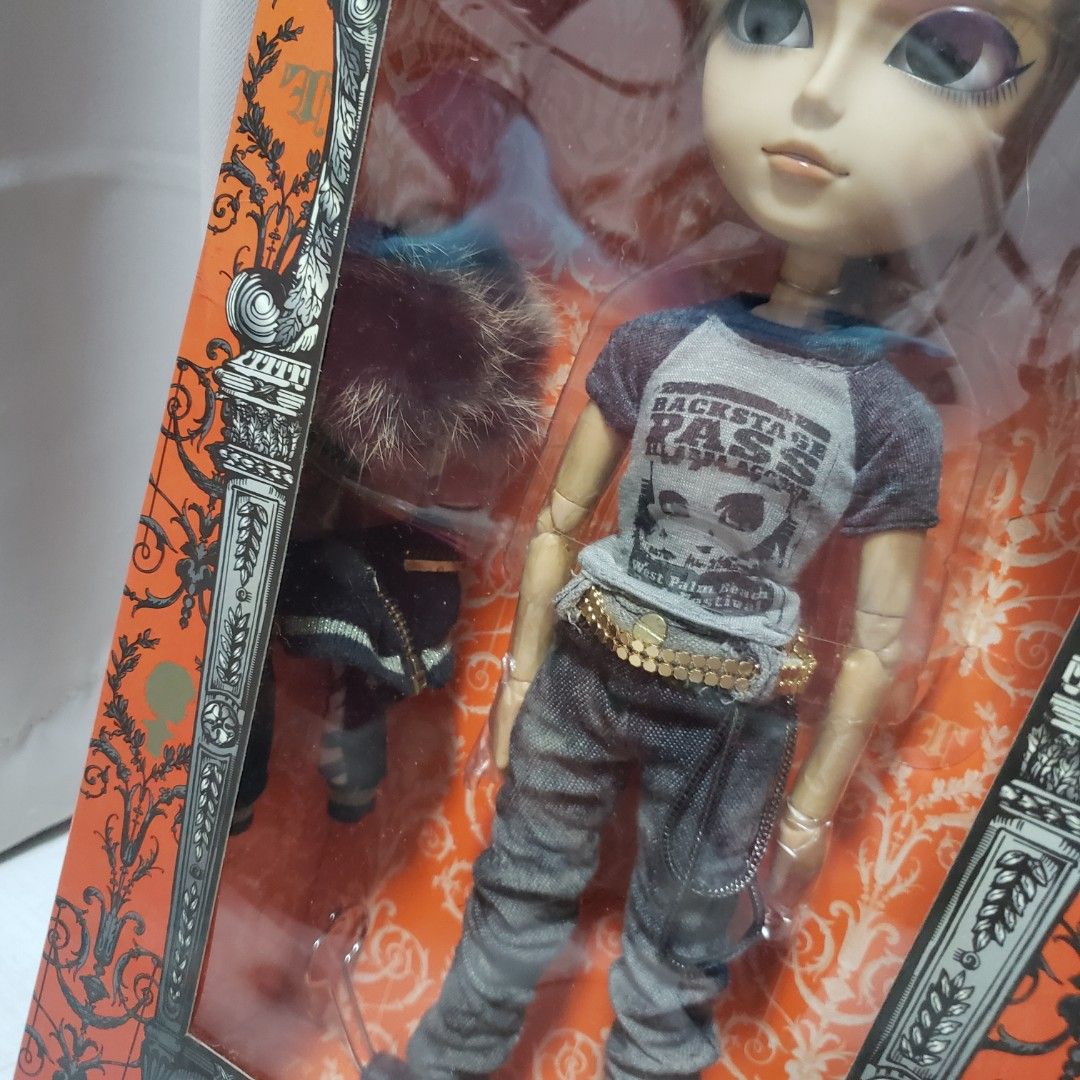 Taeyang Raiki T-211 Pullip Doll Groove 2012 Release (Category: Figurines & Statues) located in Manila. Submitted by bunny.bella (Listing ID 1232816065, Image 3). Description: Never removed from the box Hard to find.