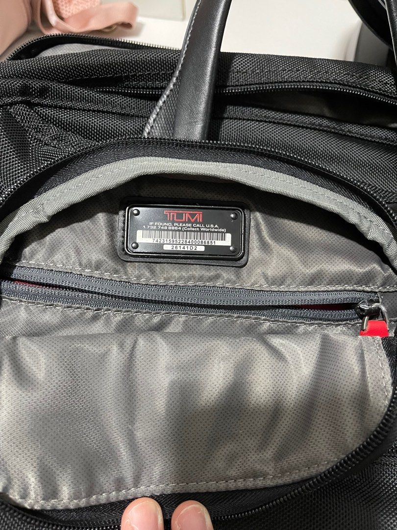 Tumi handheld briefcase / laptop bag, Men's Fashion, Bags, Briefcases