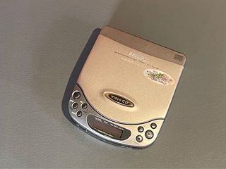 VINTAGE Philips Portable Video CD Player AZ7889