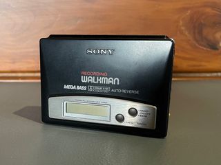 VINTAGE Sony Recording Walkman