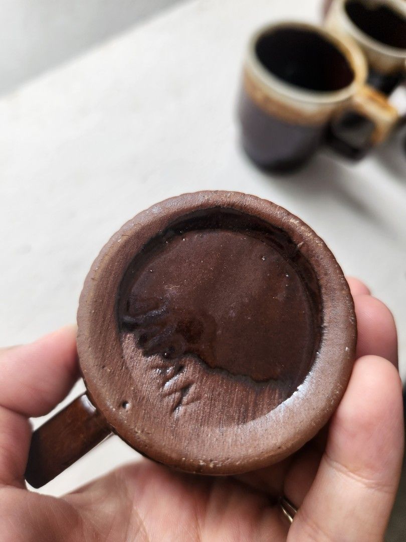 Vintage teapot and cups set, Hobbies & Toys, Memorabilia & Collectibles