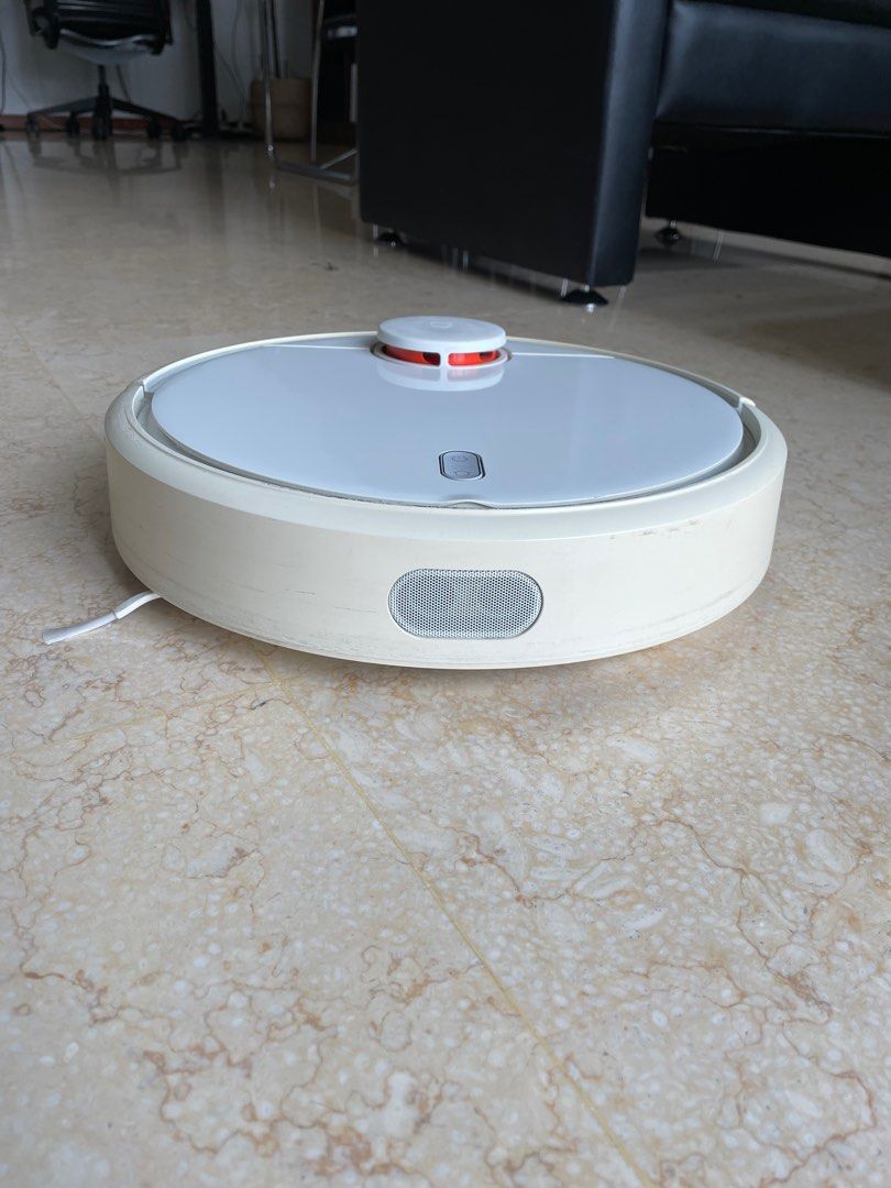 Xiaomi mi robot vacuum 1st gen top