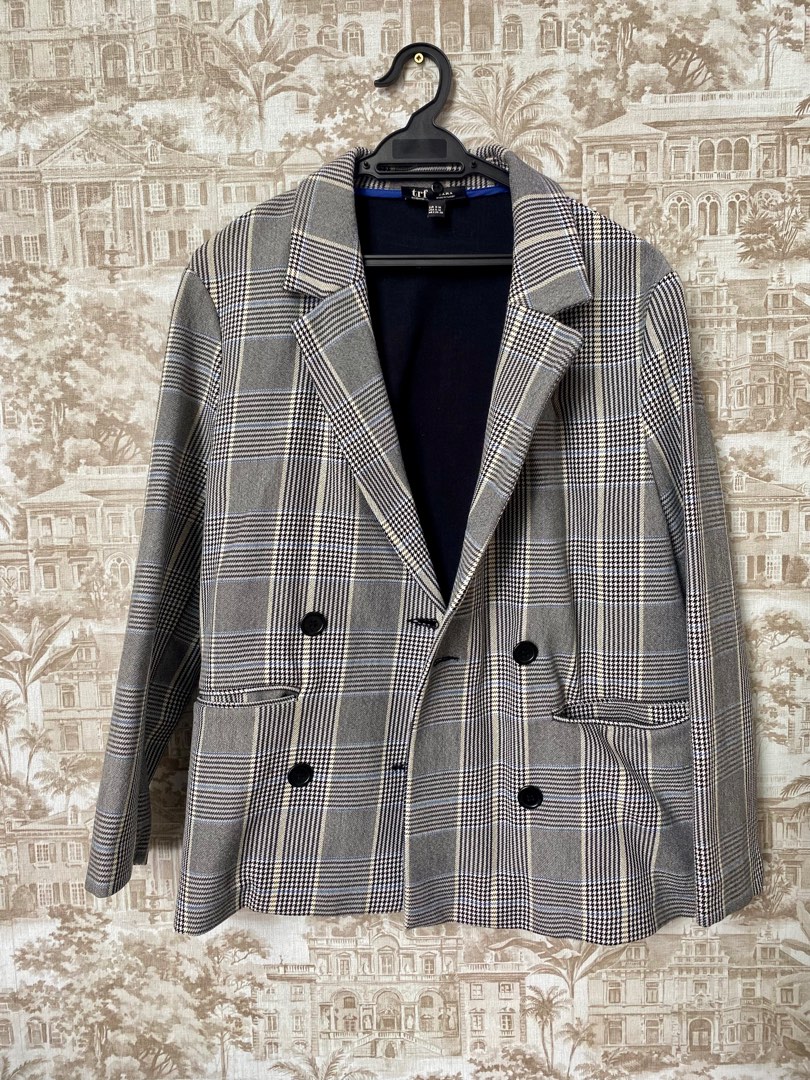 Zara Woman Checkered Coat for winter with detachable hood