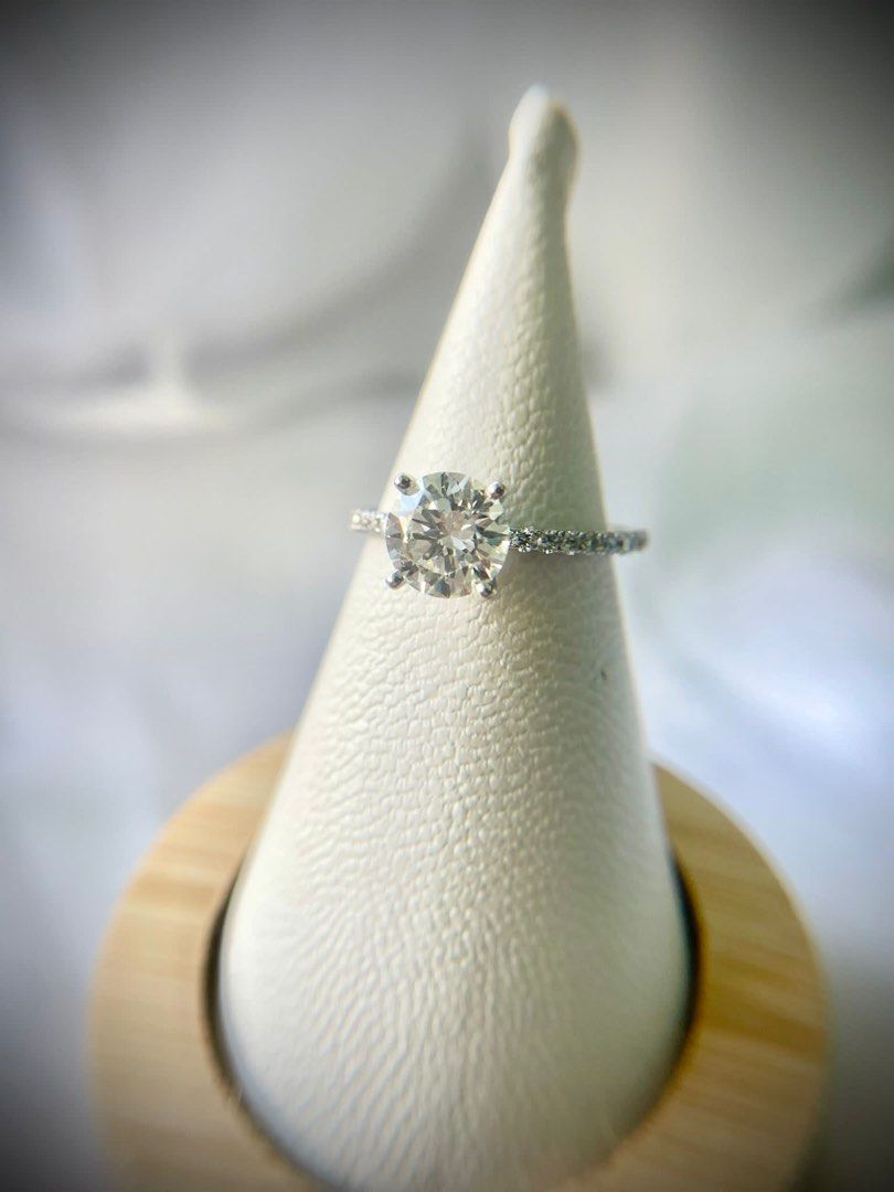Gia certified diamond engagement rings online