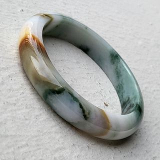 (Category: ) located in . Submitted by jadeite.beauty (Listing ID 1229808093, Image 1). Description: .