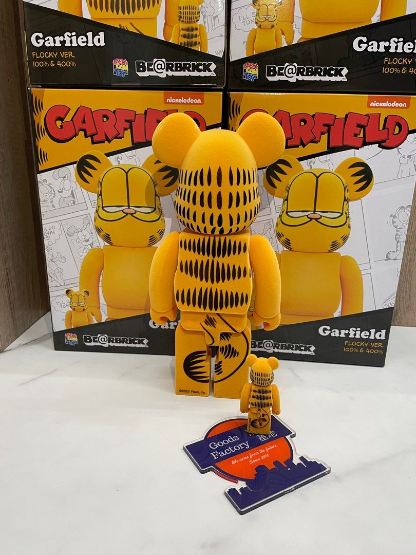 日版bearbrick garfield flocky 100% & 400%, 興趣及遊戲, 玩具& 遊戲